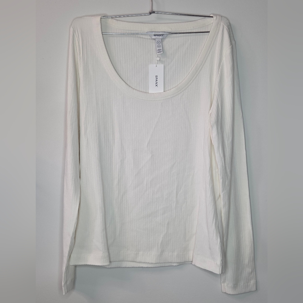 New Spanx  Beige Cream Rib Scoop Neck Long Sleeve Tee Blouse Shirt Top Sz. L